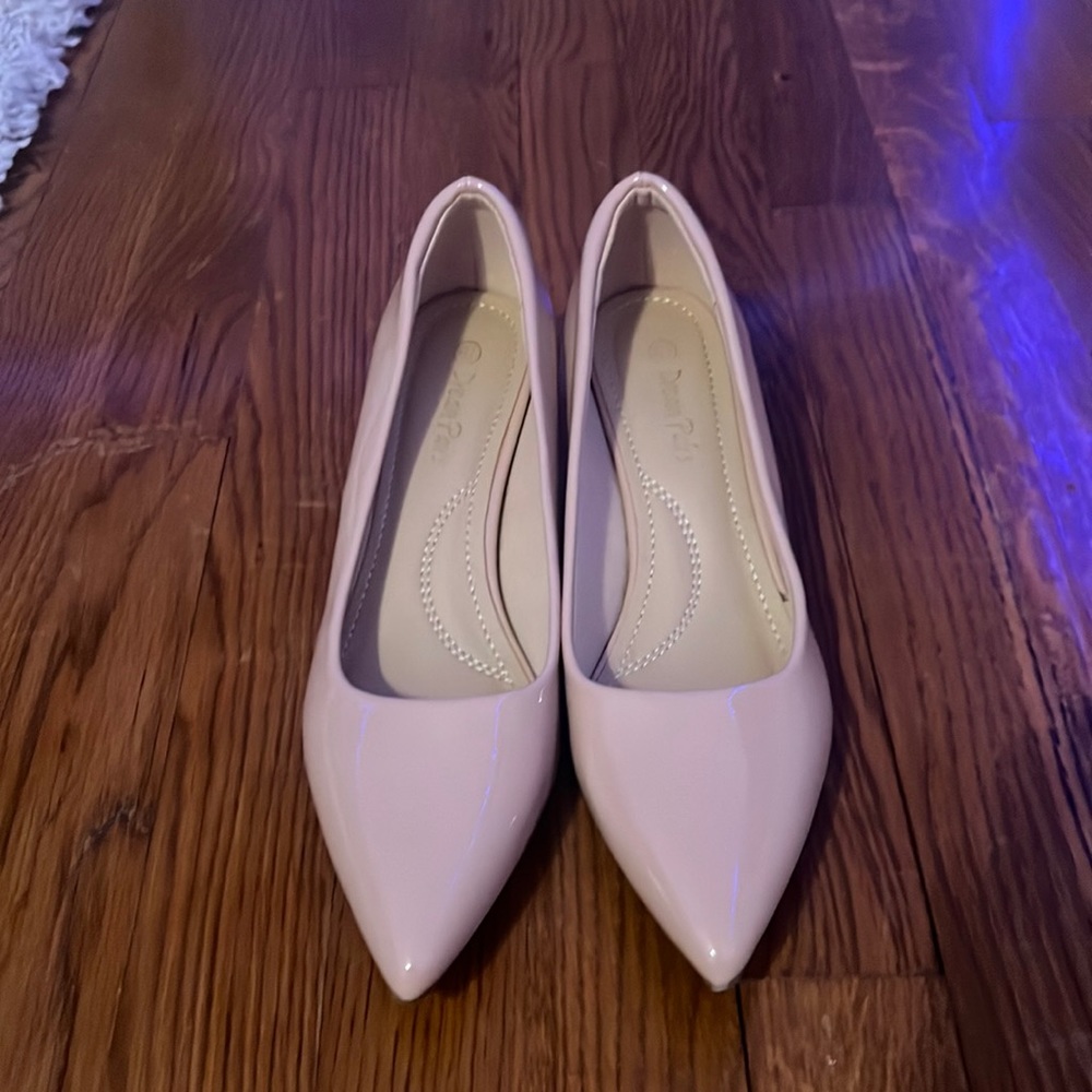 Dream Pairs Women’s Size 6 1/2